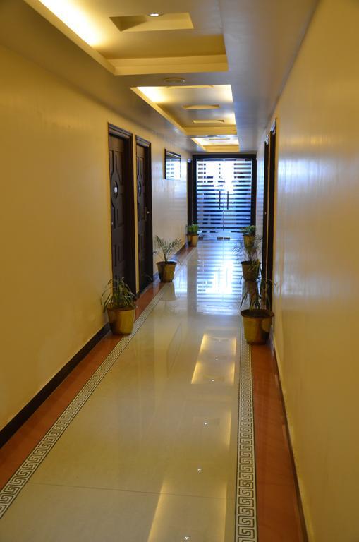 Divine Destination Hotel Varanasi Bagian luar foto